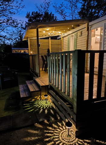 Mobil Home à la Roque d'Anthéron vu de nuit